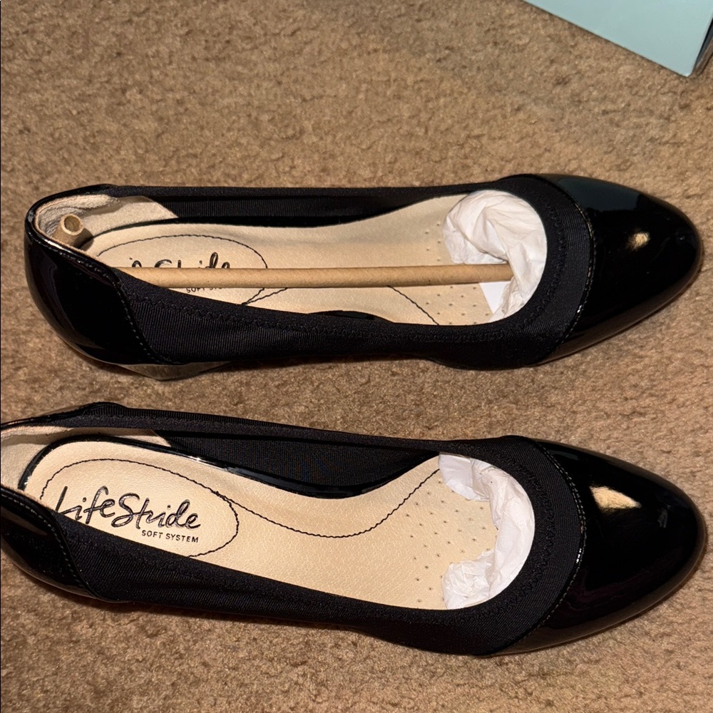 Life Stride Juliana Stretch Black Patent Wedges Size 7.5 New in Box - Picture 8 of 14
